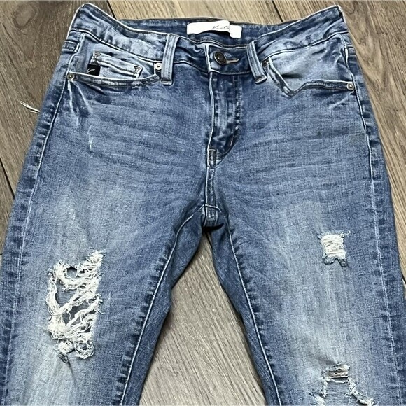 Kancan women/junior’s stretchy ripped fringe hem light wash skinny jeans 5/26 - Picture 8 of 10